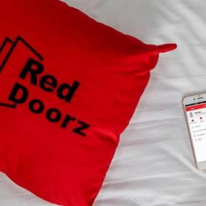 Reddoorz Plus Near Unimed Medan